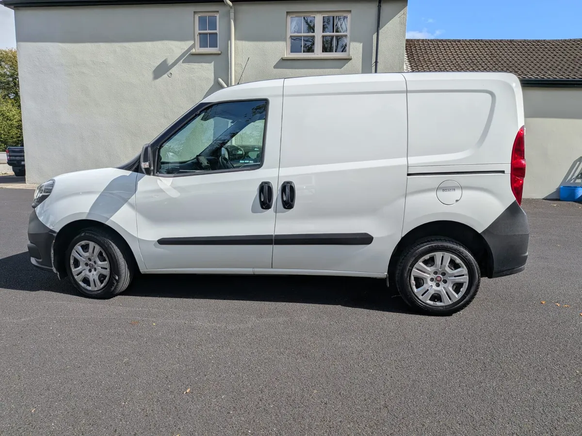 Fiat Doblo 2023 - Image 3