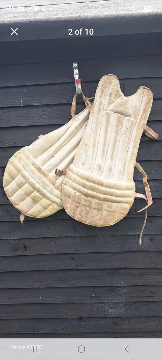 Old  bace ball knee caps
