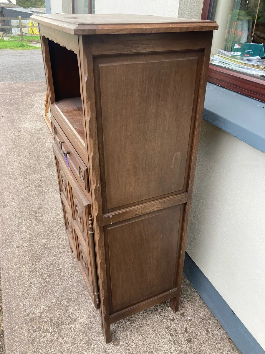 Antique cabinet - Image 3