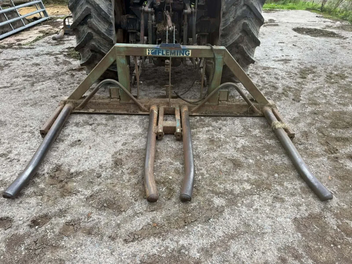 Double bale handler - Image 1