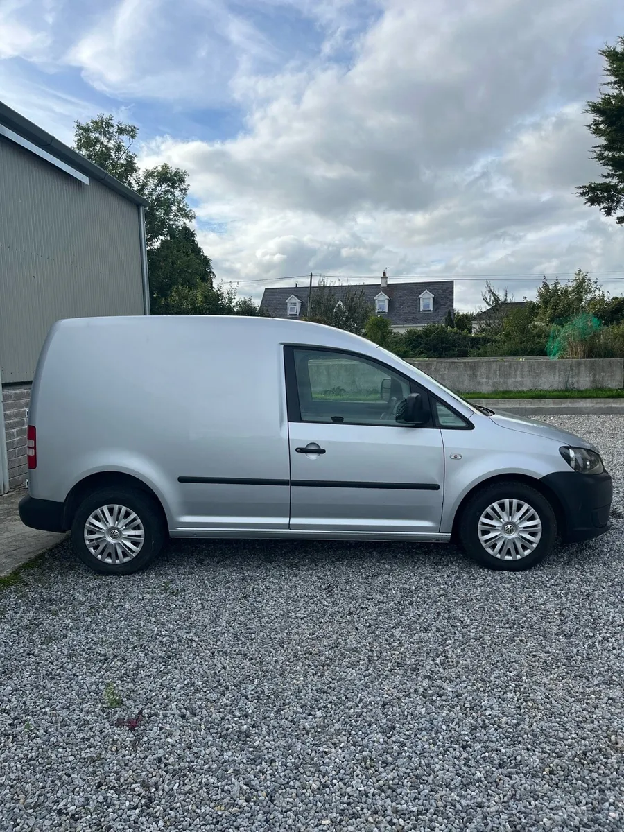 Volkswagen caddy - Image 2