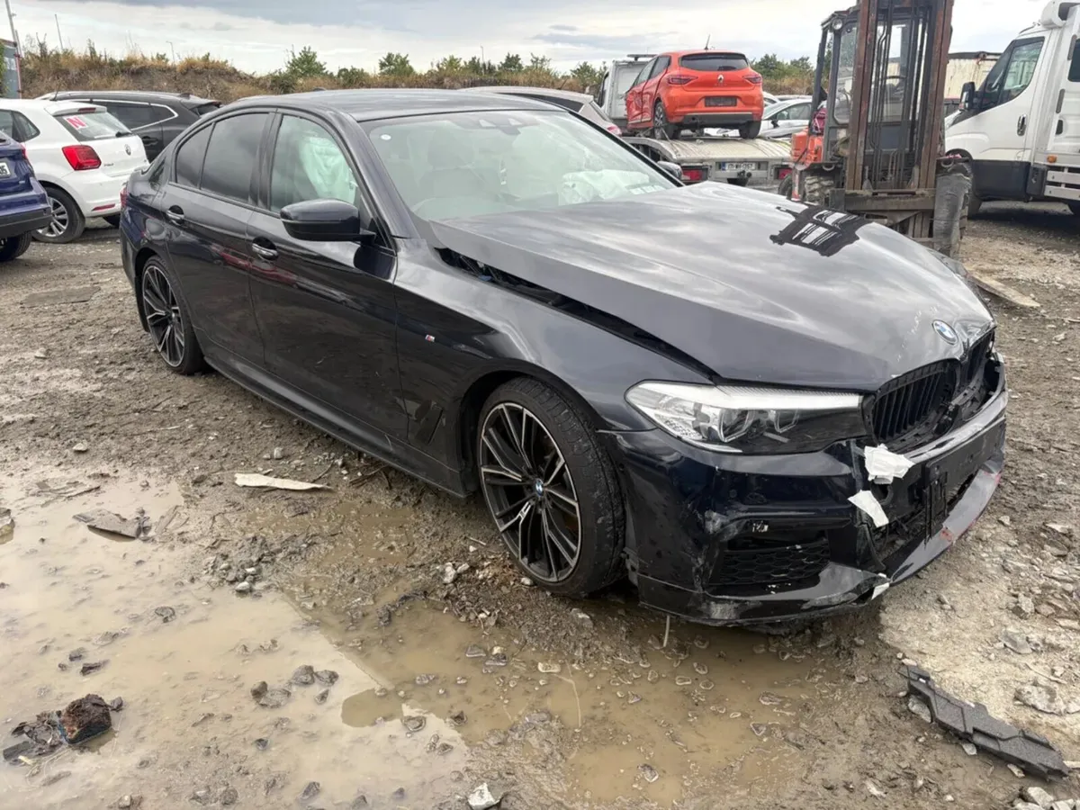 2017 Bmw 520D M-Sport Automatic - Image 4