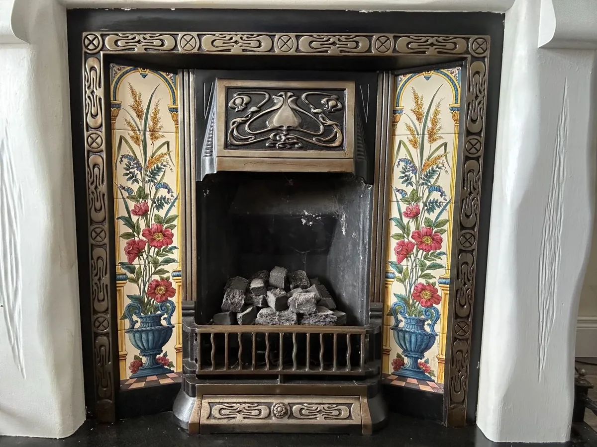 Chimney heart and Mirror Feature piece - Image 1