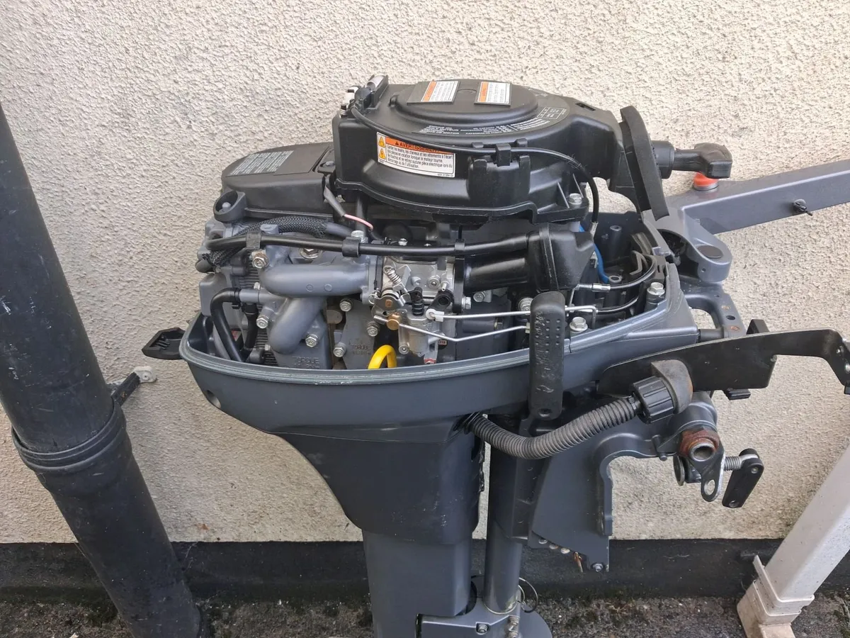 4-stroke outboard YAMAHA-9,9 hp - Image 4