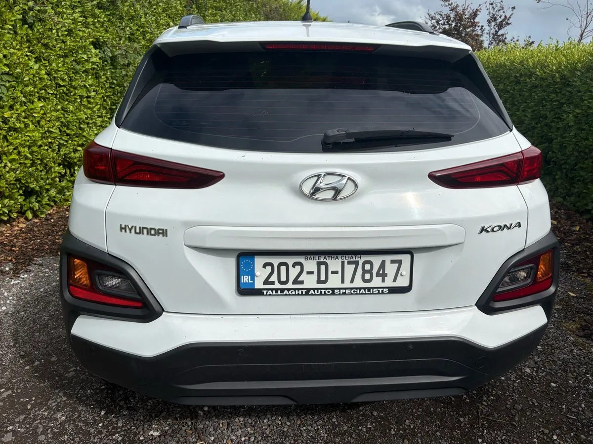 HYUNDAI KONA COMMERIAL VAN DIESEL - Image 4