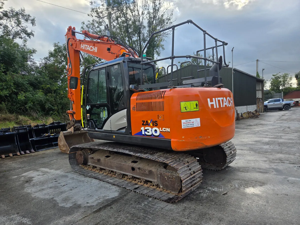 HITACHI  ZX130LCN-6  (2020) - Image 3