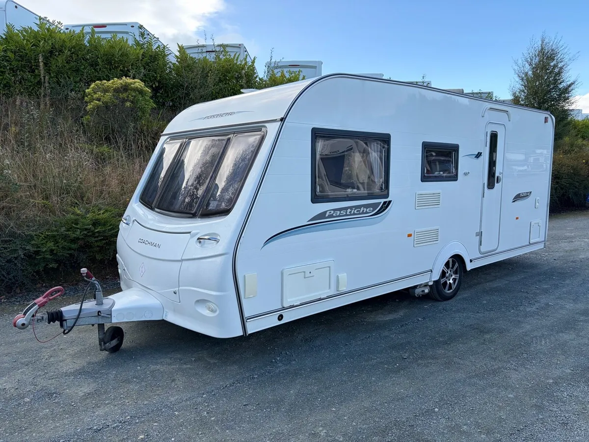 Coachman Pastiche 520/4 - Image 1
