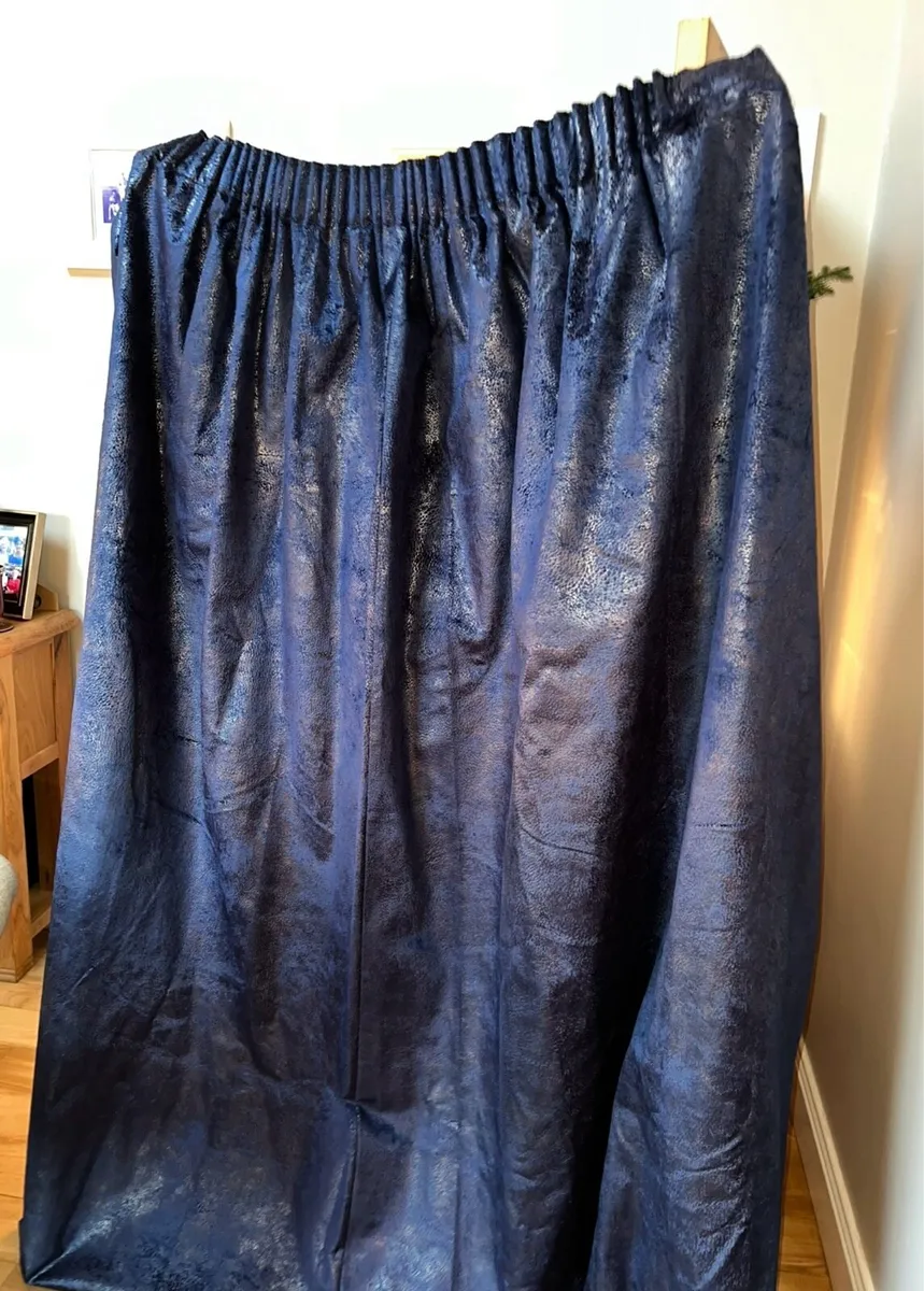 SHIMMERY NAVY SUEDE CURTAINS - Image 1