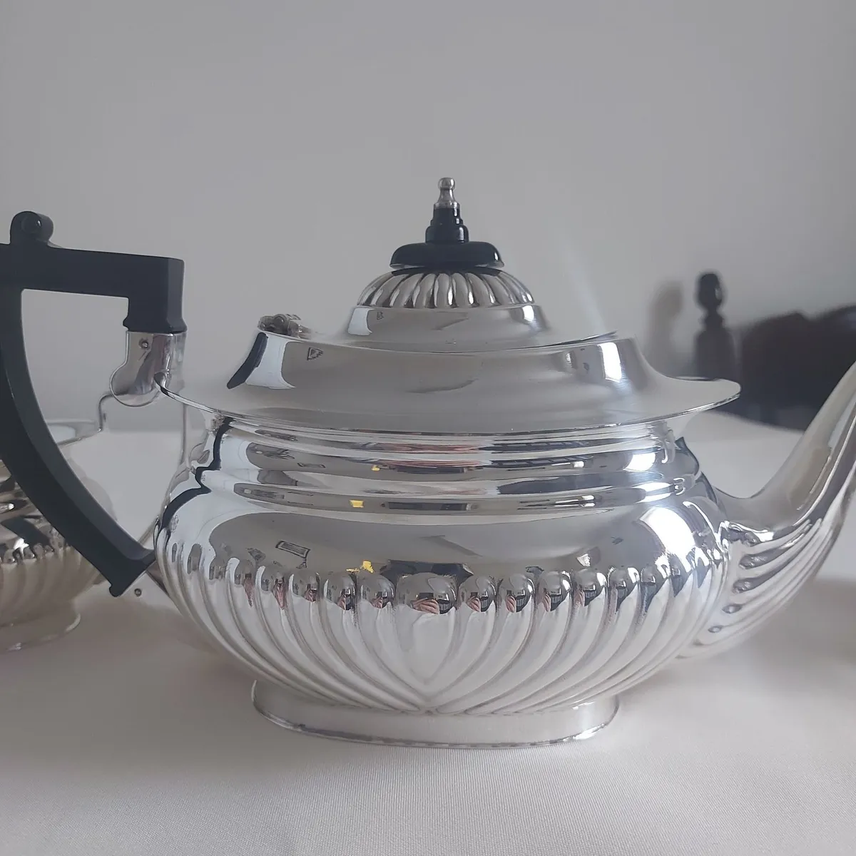 Silver teapot jug and sugar bowl - Image 3