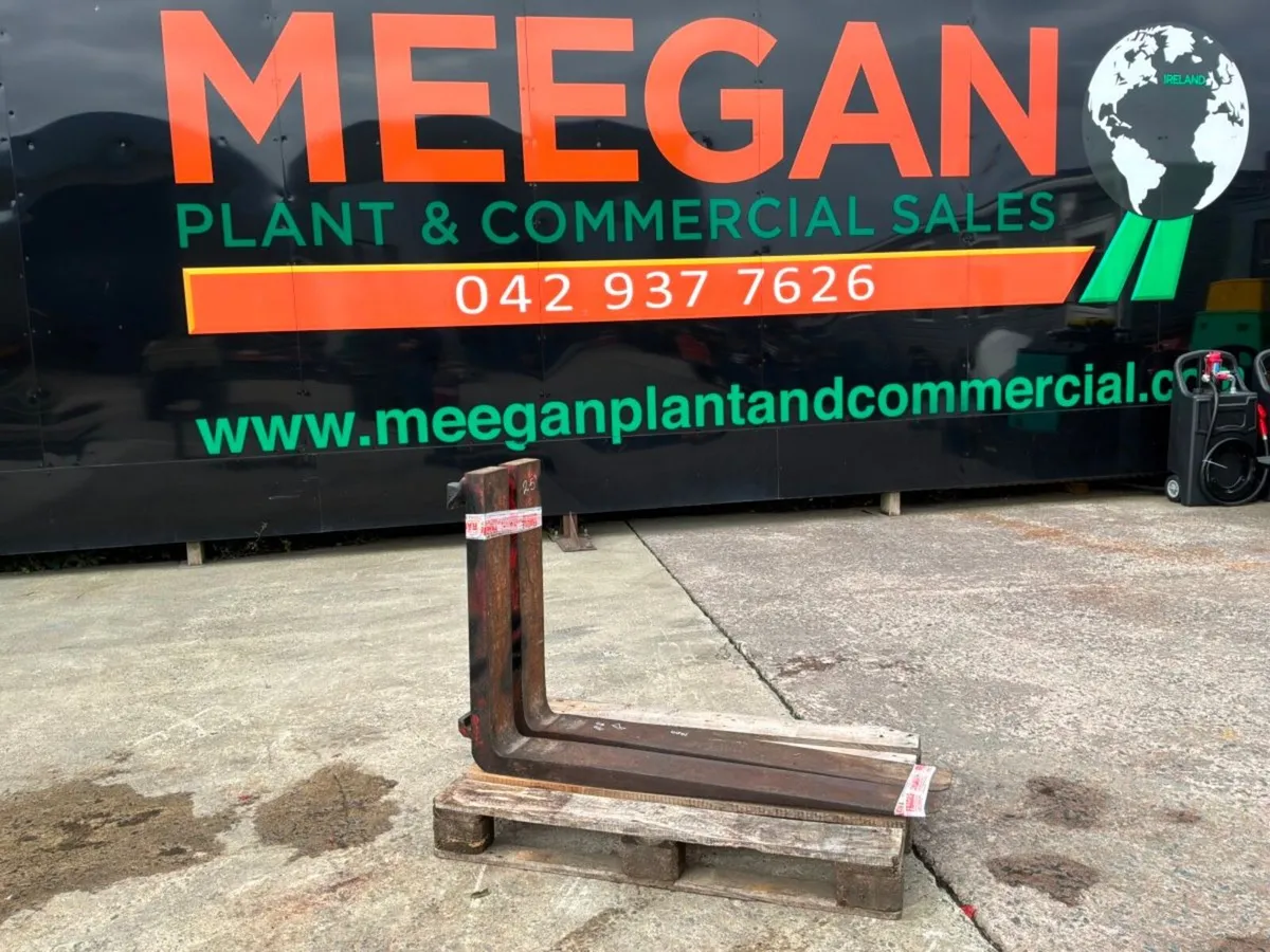 25" sliding forks / Class 4......6 tonne forklift. - Image 1