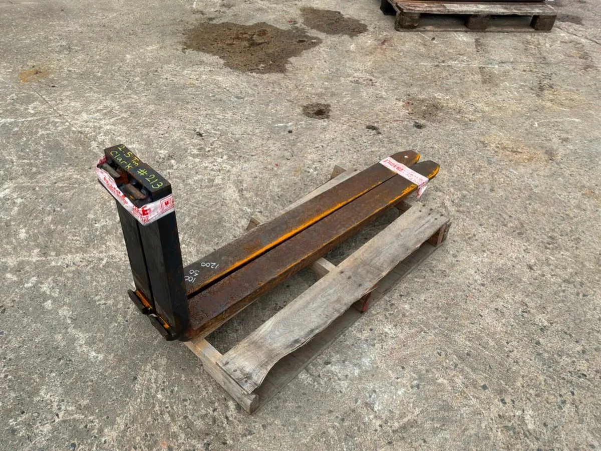 16" sliding  forks / Class 2 .....2.5 tonne forkli - Image 4