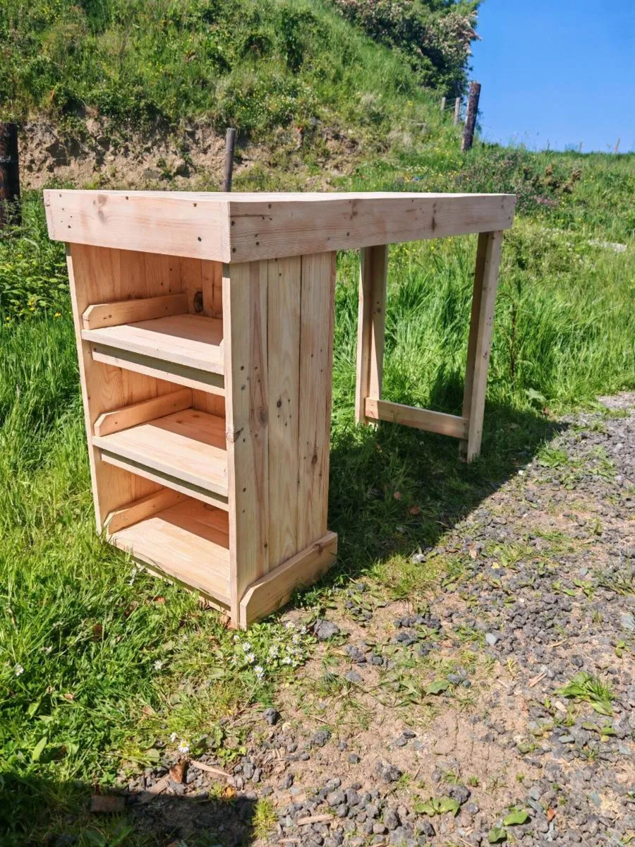 Rustic space saver island - Image 1