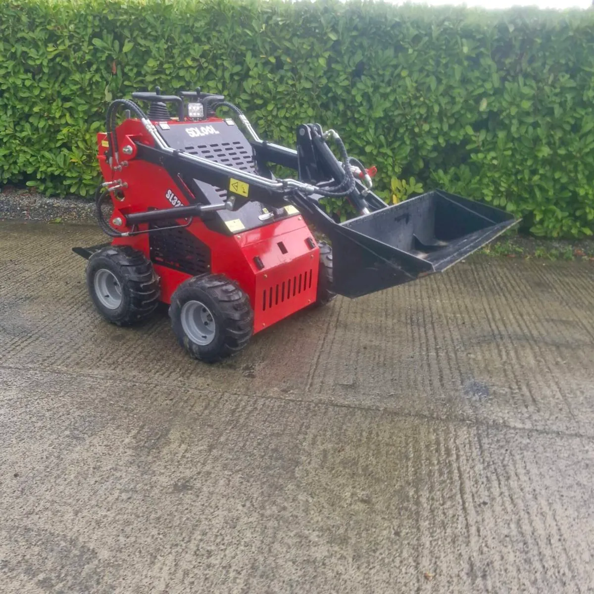 Skid steer loaders - Image 4