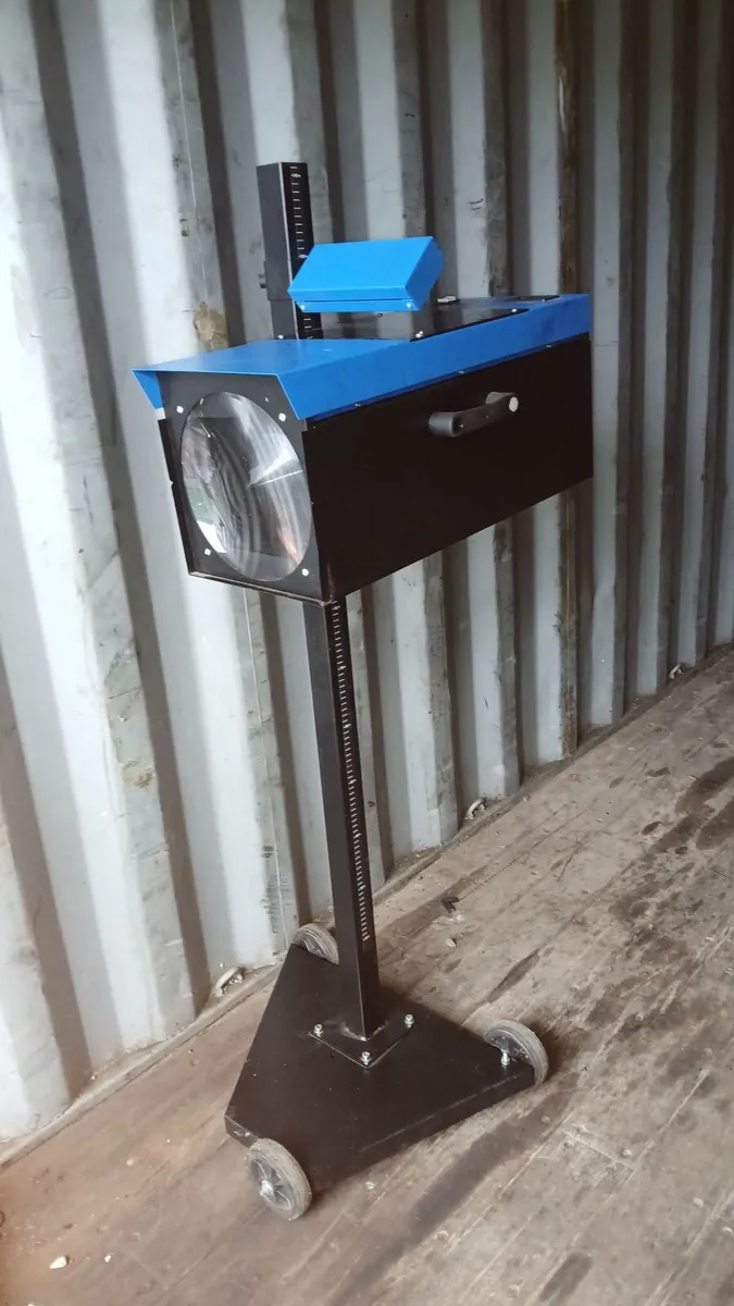 Headlight Beam Setter - Image 1