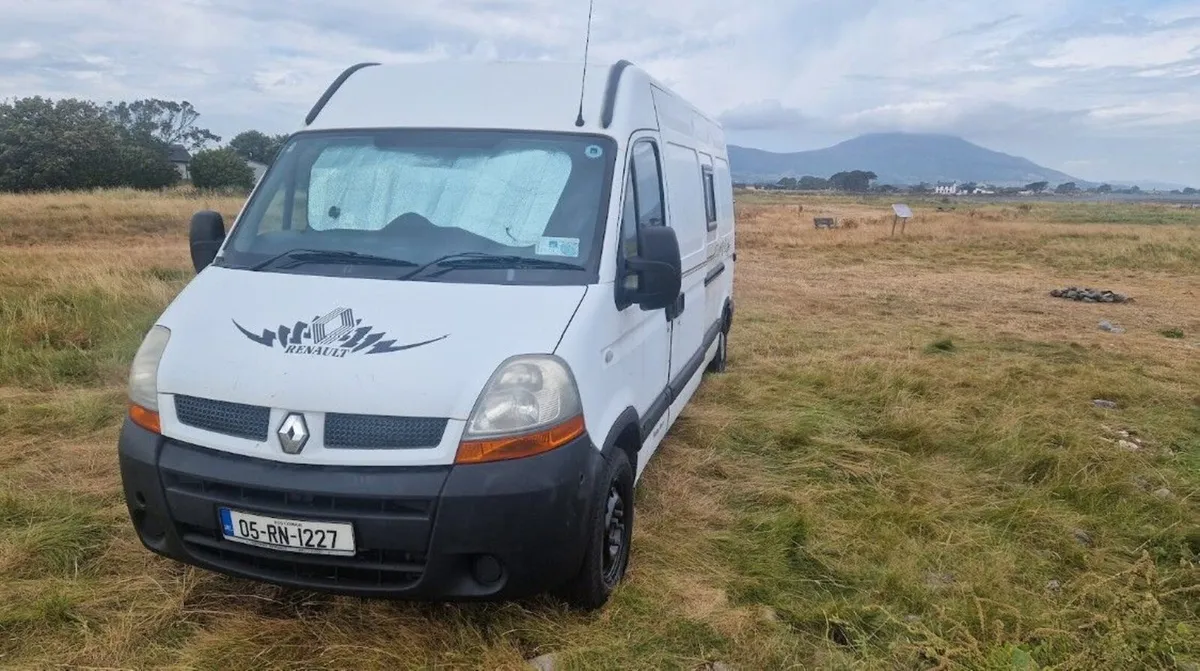Campervan - Low mileage (2005 Renault Master 2.5) - Image 3