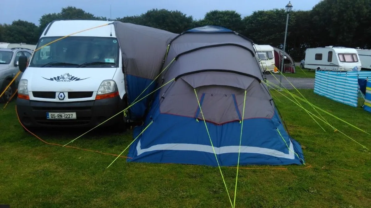 Campervan - Low mileage (2005 Renault Master 2.5) - Image 1