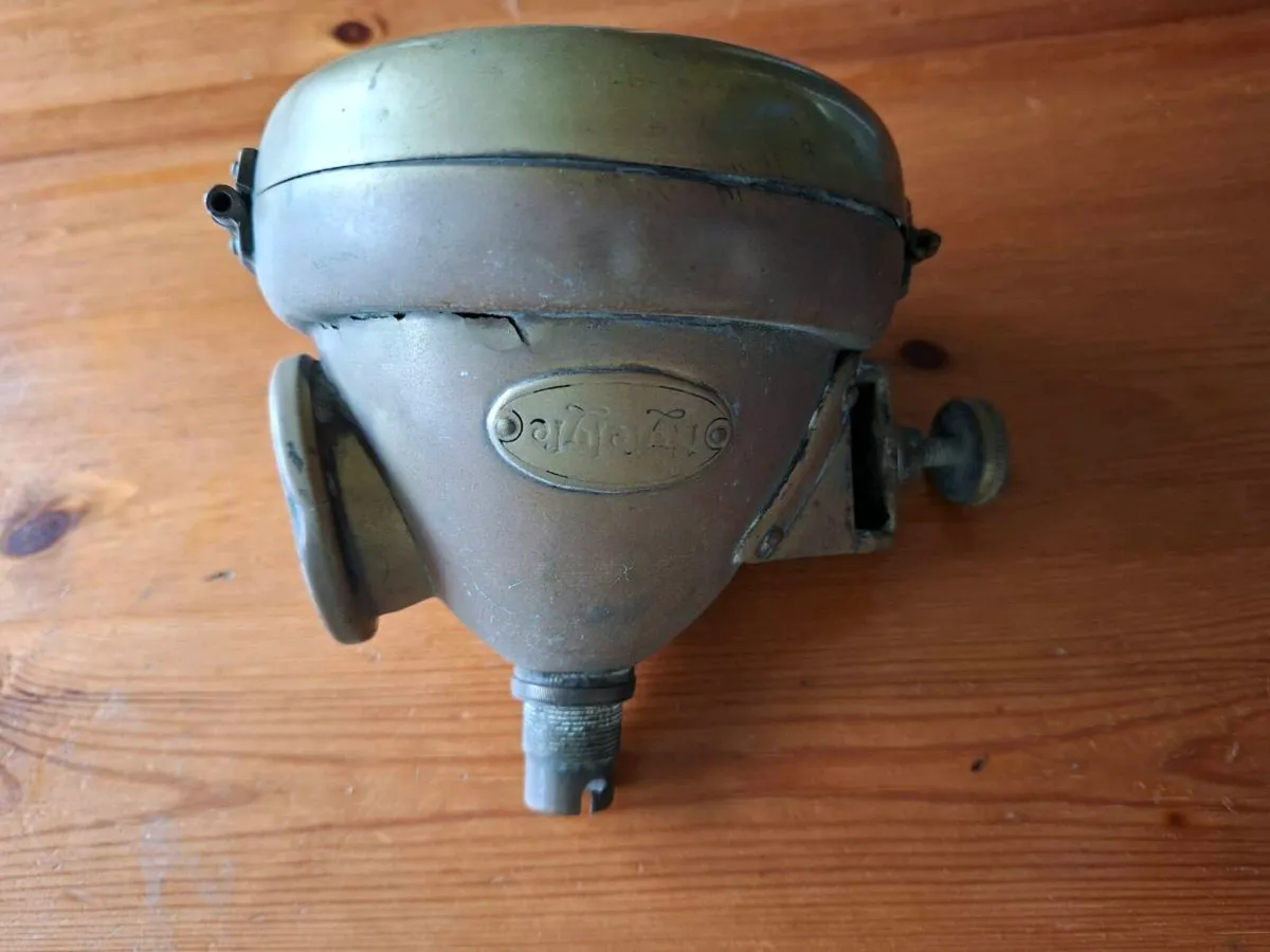 Nytelyte  Brass Lamp - Image 2