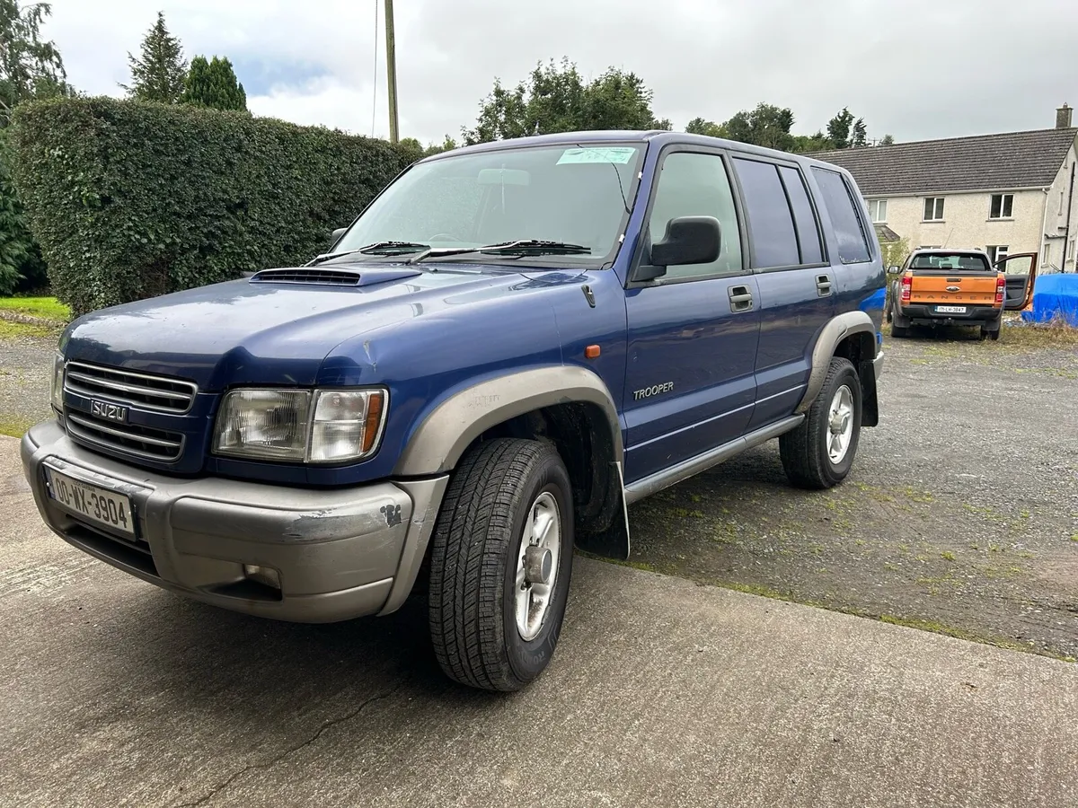 ** 00 IZUZU TROOPER LWB ** - Image 3