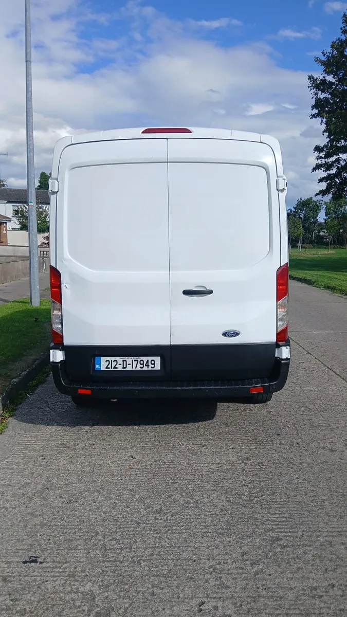 Ford Transit 2021 trend model - Image 4