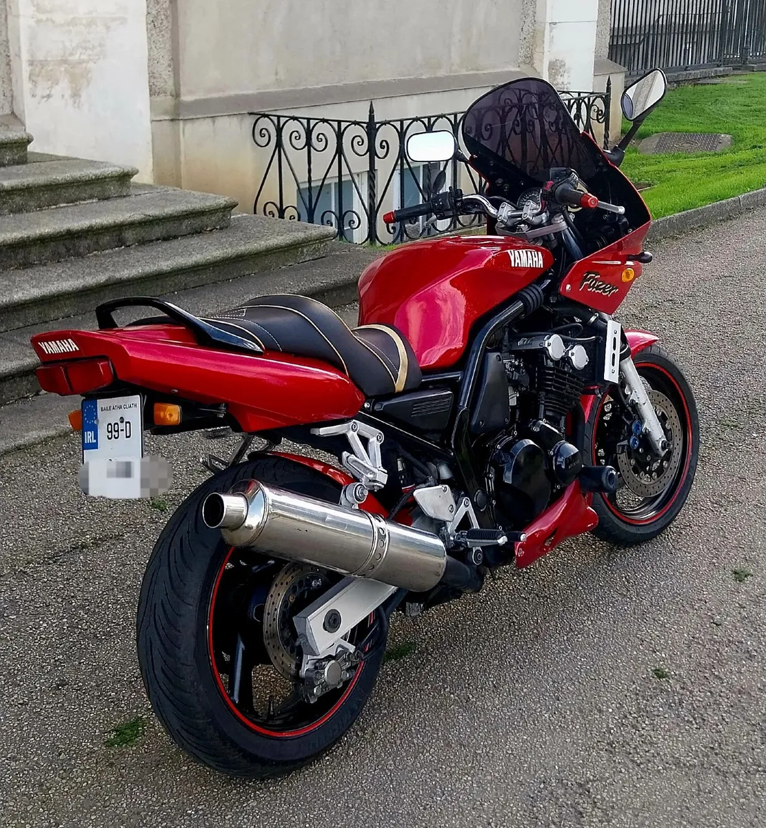 YAMAHA FAZER 600 - Image 2