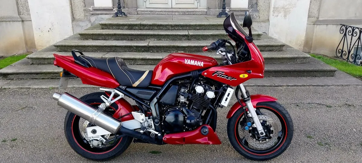YAMAHA FAZER 600 - Image 3