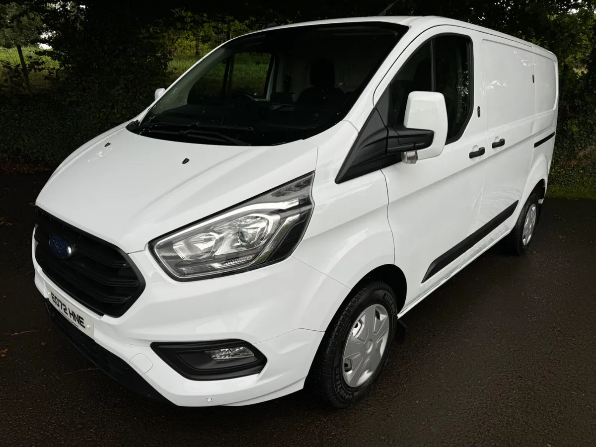 Late 2022 Ford Transit Custom 300 Trend (VRT€250) - Image 2