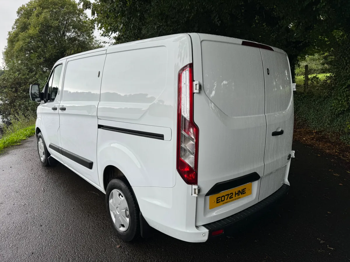 Late 2022 Ford Transit Custom 300 Trend (VRT€250) - Image 4