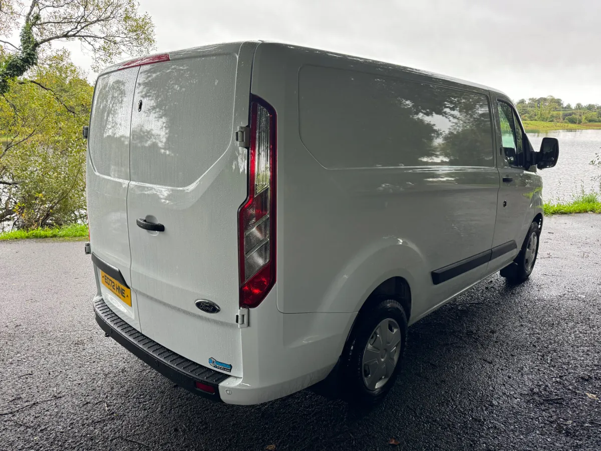 Late 2022 Ford Transit Custom 300 Trend (VRT€250) - Image 3