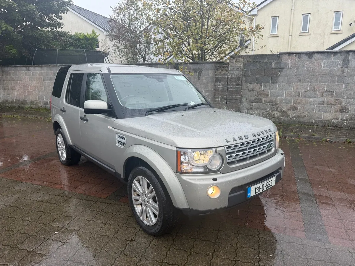 2013 LANDROVER DISCOVERY CREWCAB DOE 5-27 MINT !! - Image 1