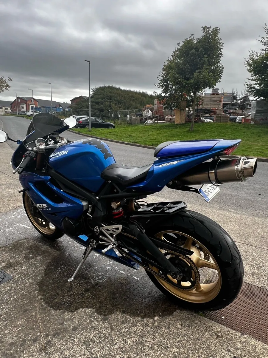 Triumph Daytona 2010 - Image 4