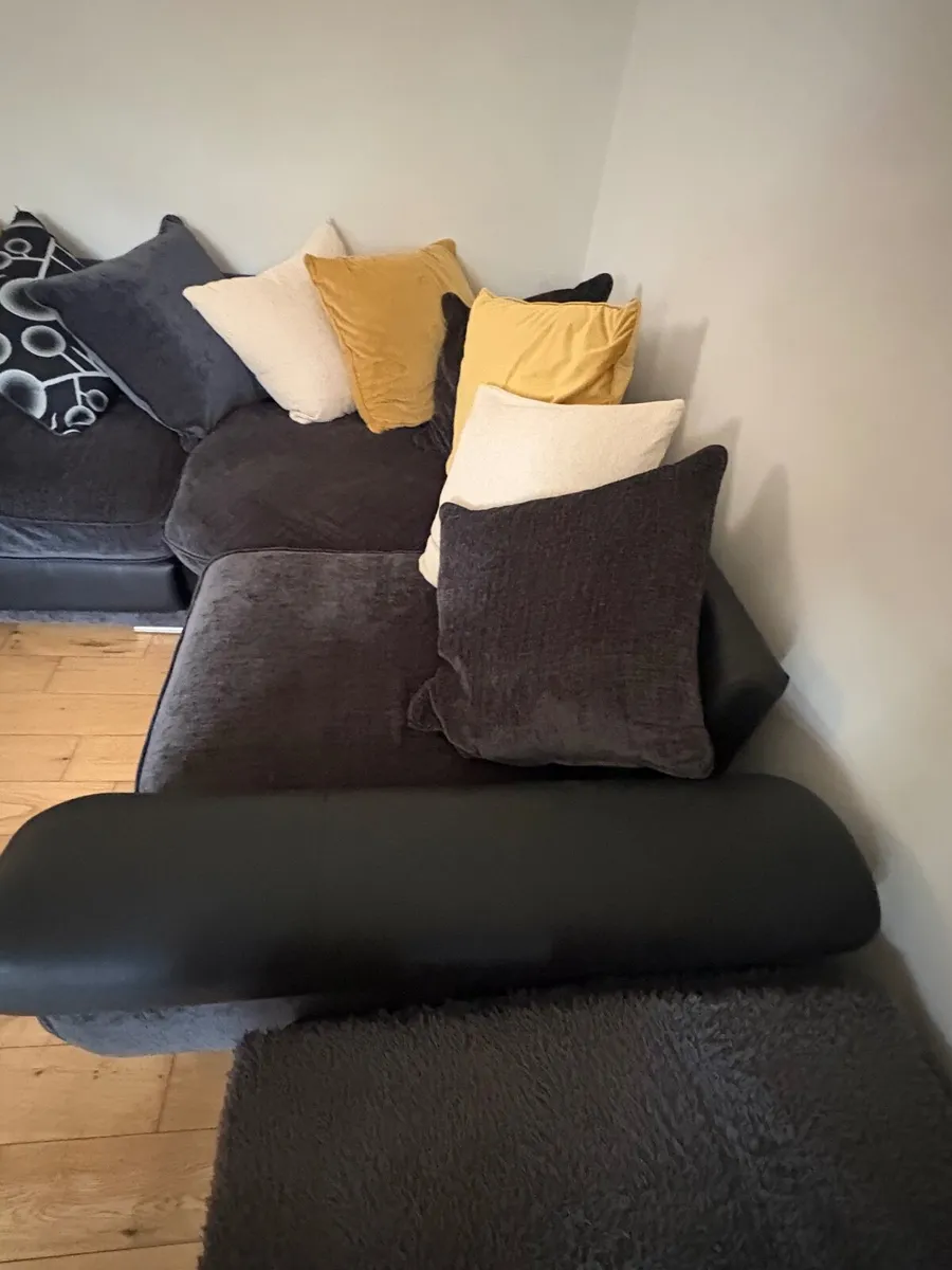 Furniture - Image 3
