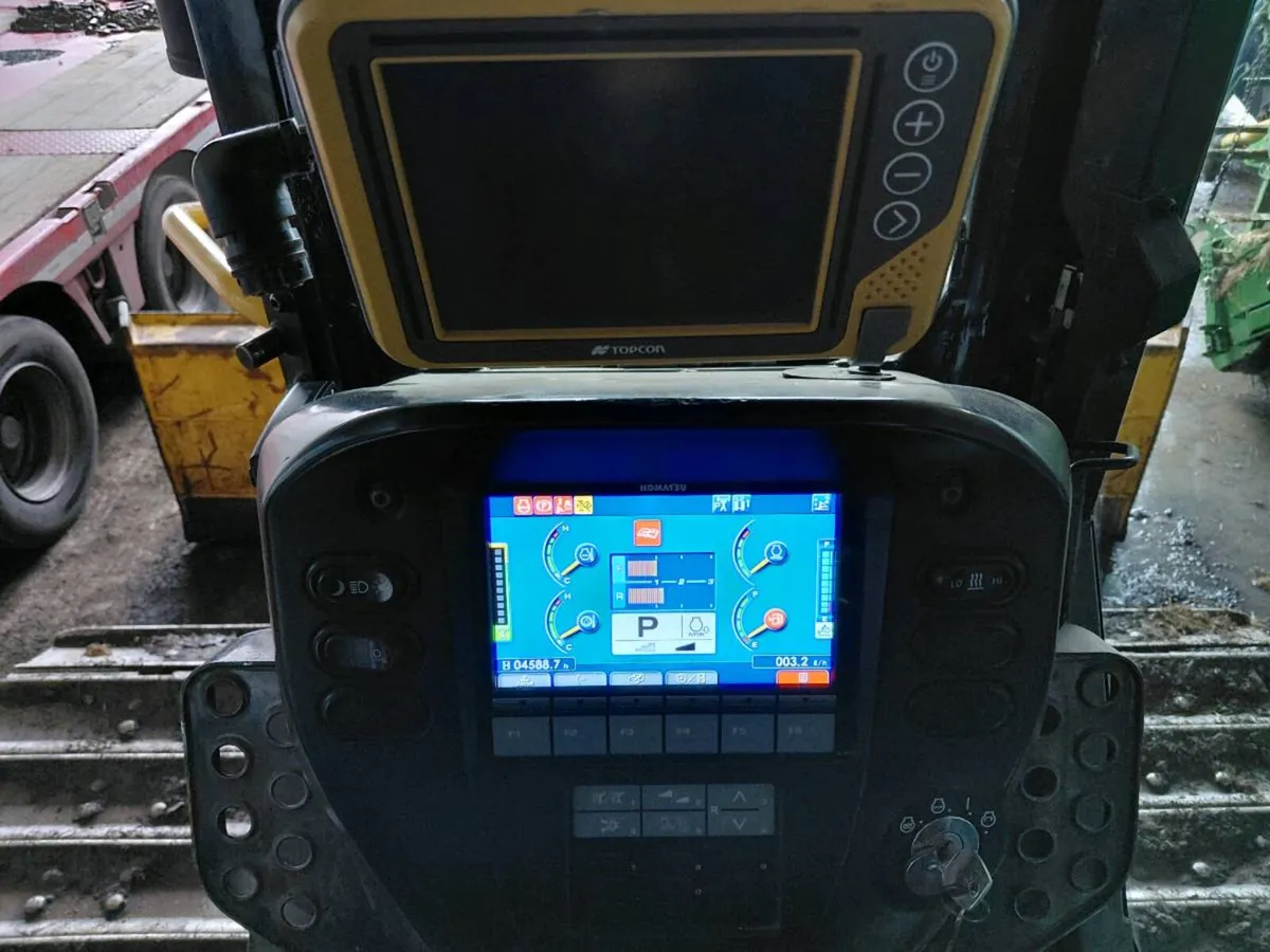 Komatsu D39PX24 - Image 4