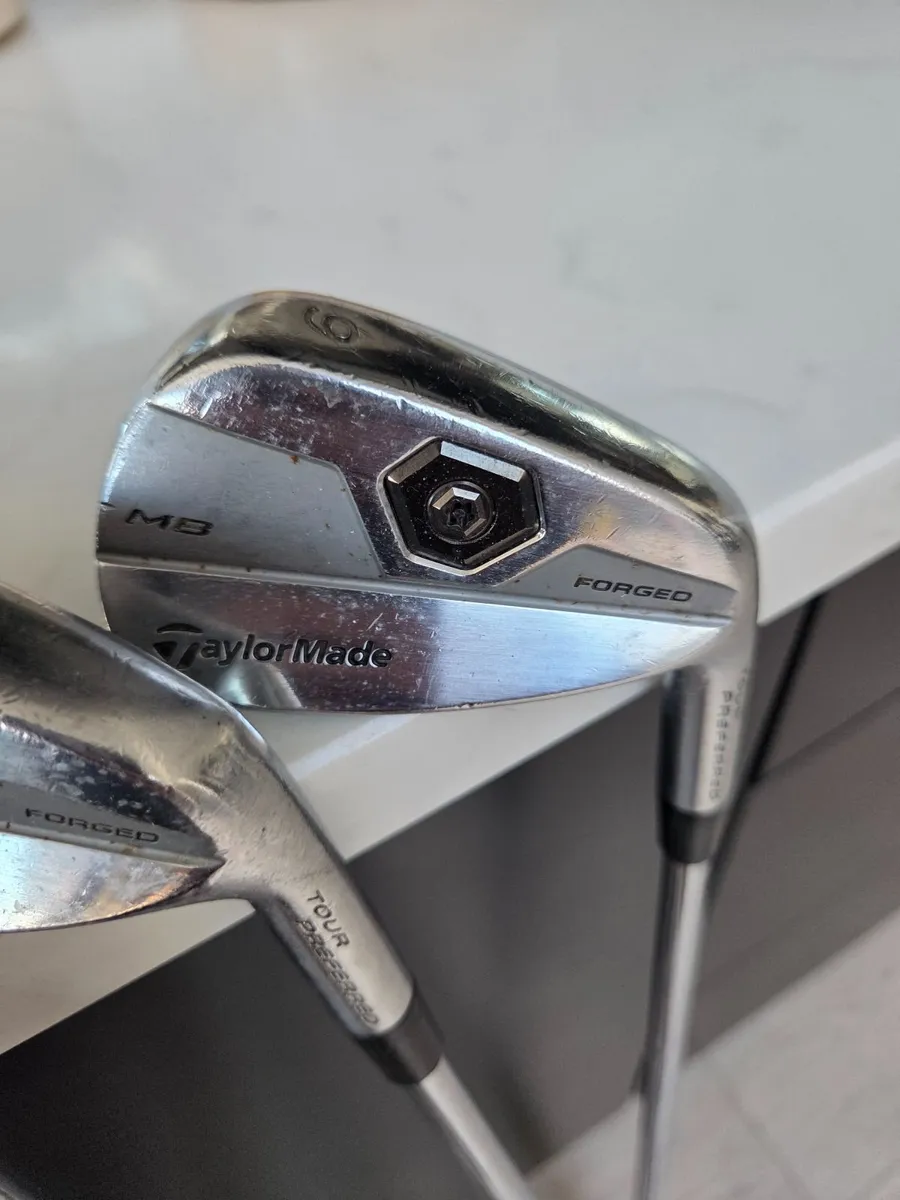 Taylormade golf clubs - Image 2
