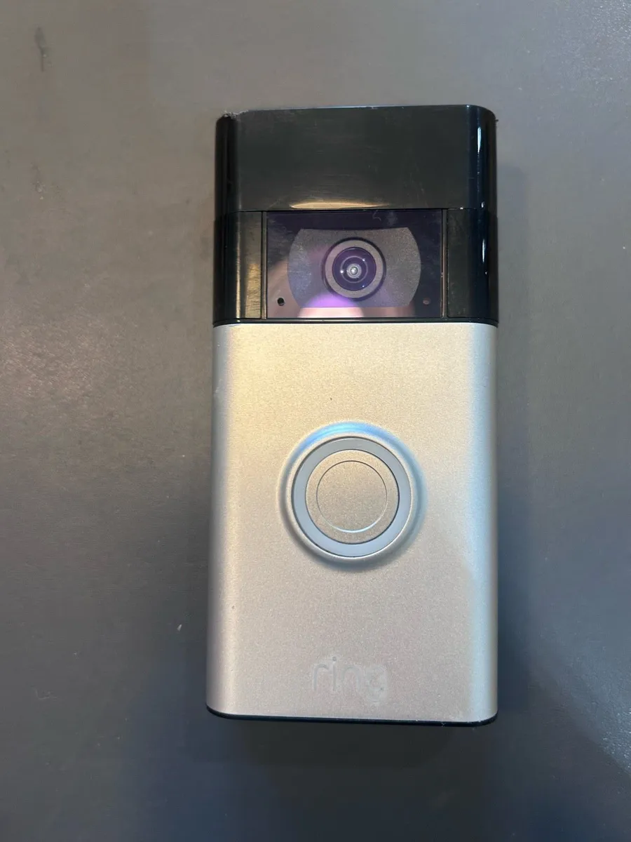 Ring Doorbell as new with all accessories - Image 1