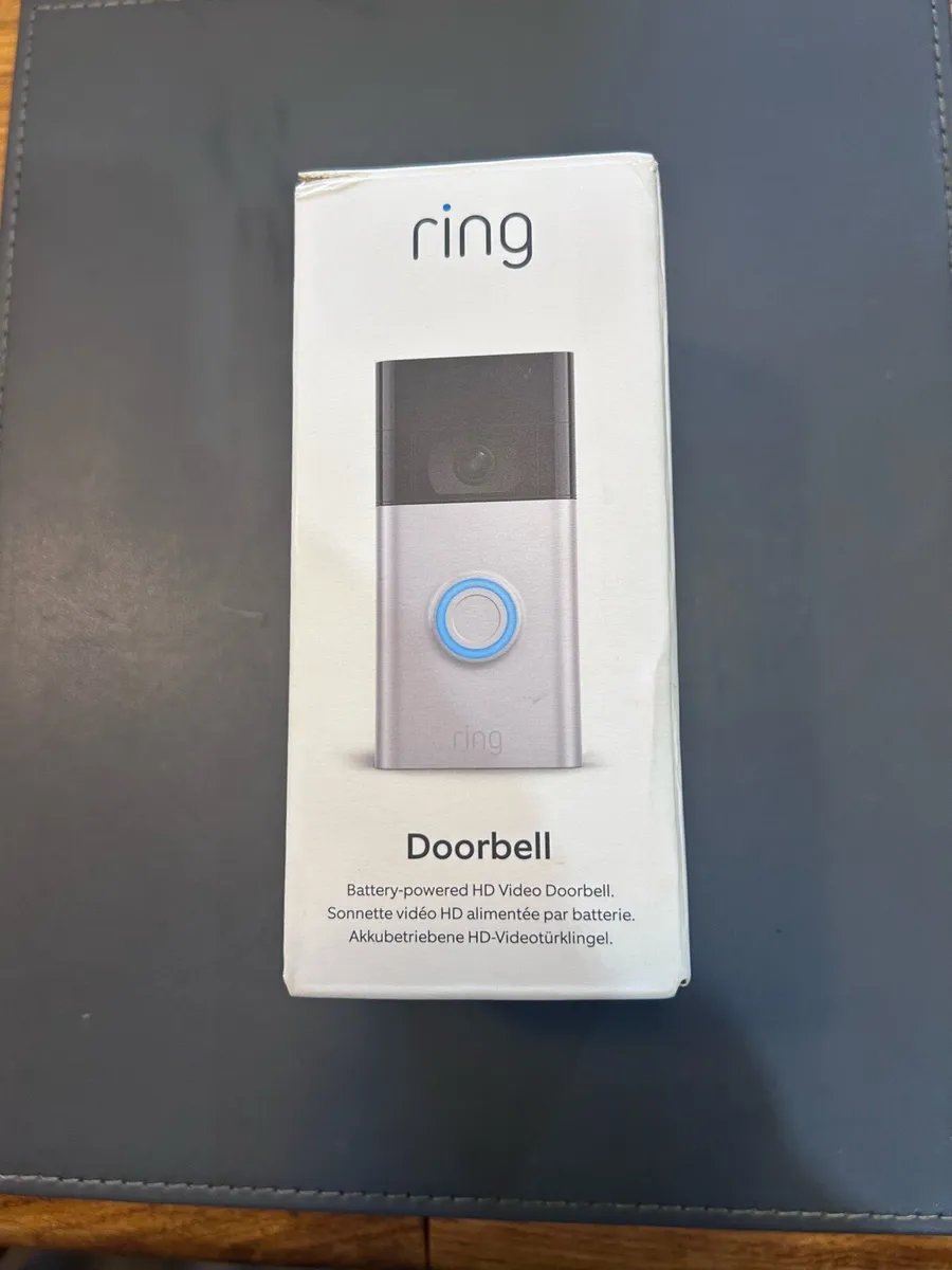 Ring Doorbell as new with all accessories - Image 2