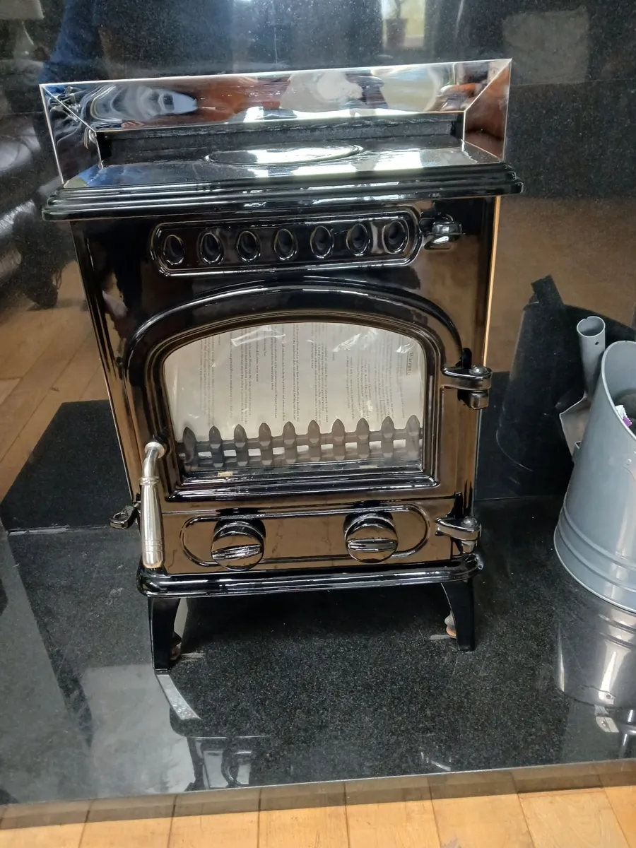 Black Enamel 5 kw solid stove New - Image 2