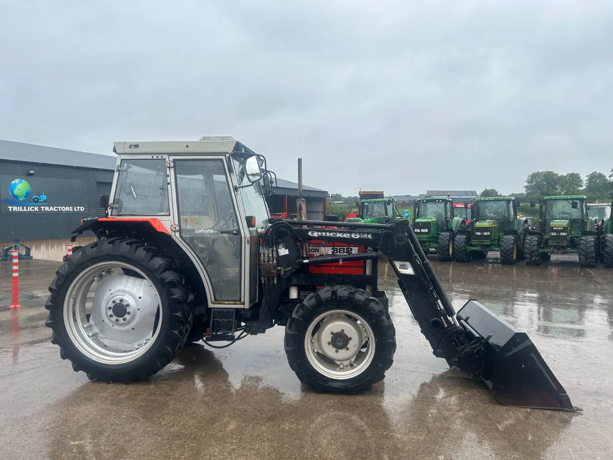 Massey Ferguson 382 C/W Quicke 620 Loader - Image 1