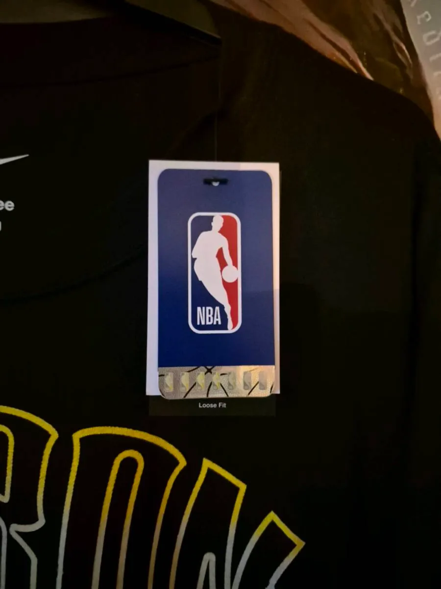 NEW NBA LEBRON JAMES - Image 4