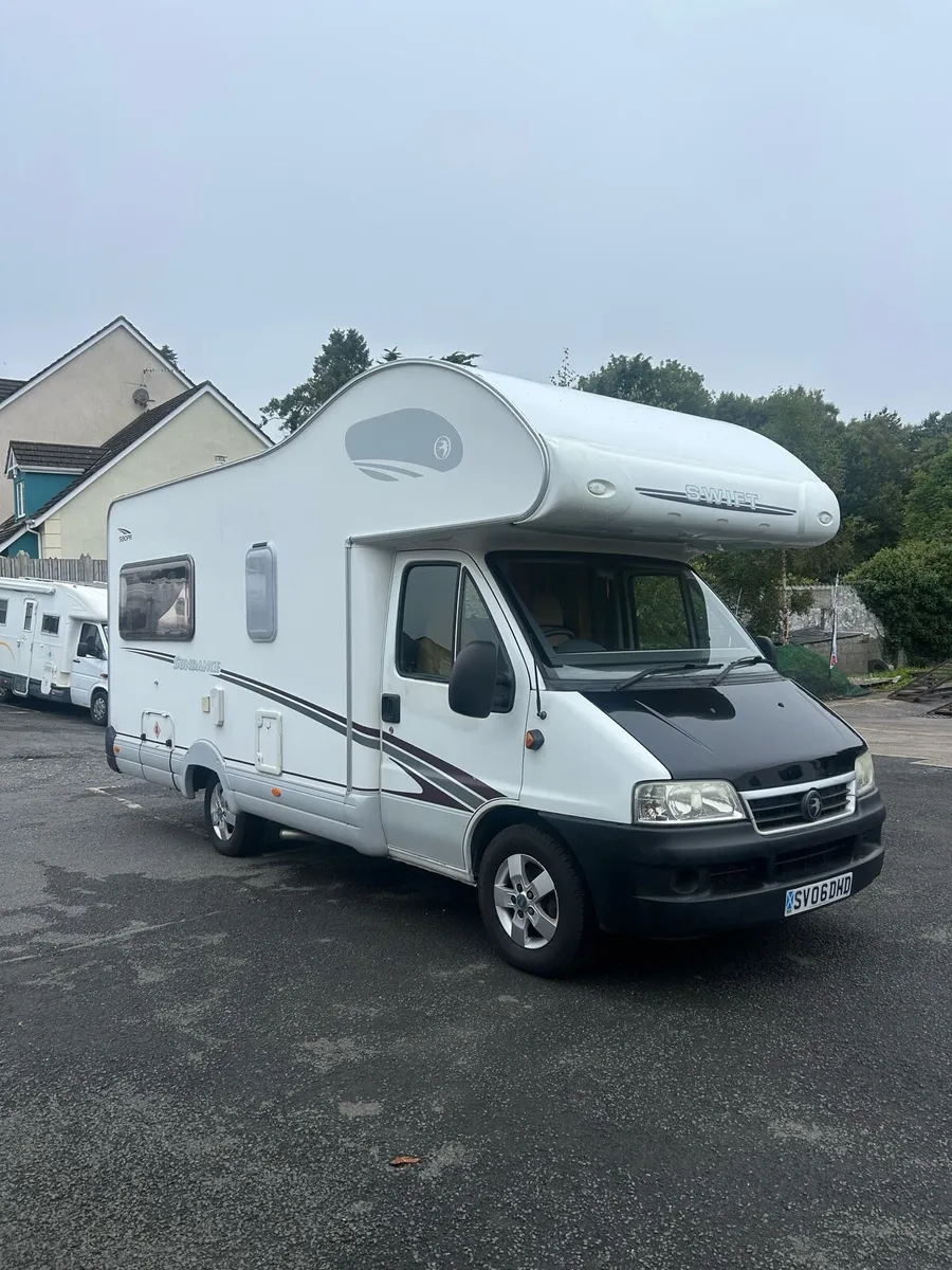 NI 4-Berth 2006 2.8 Swift Sundance - Image 2