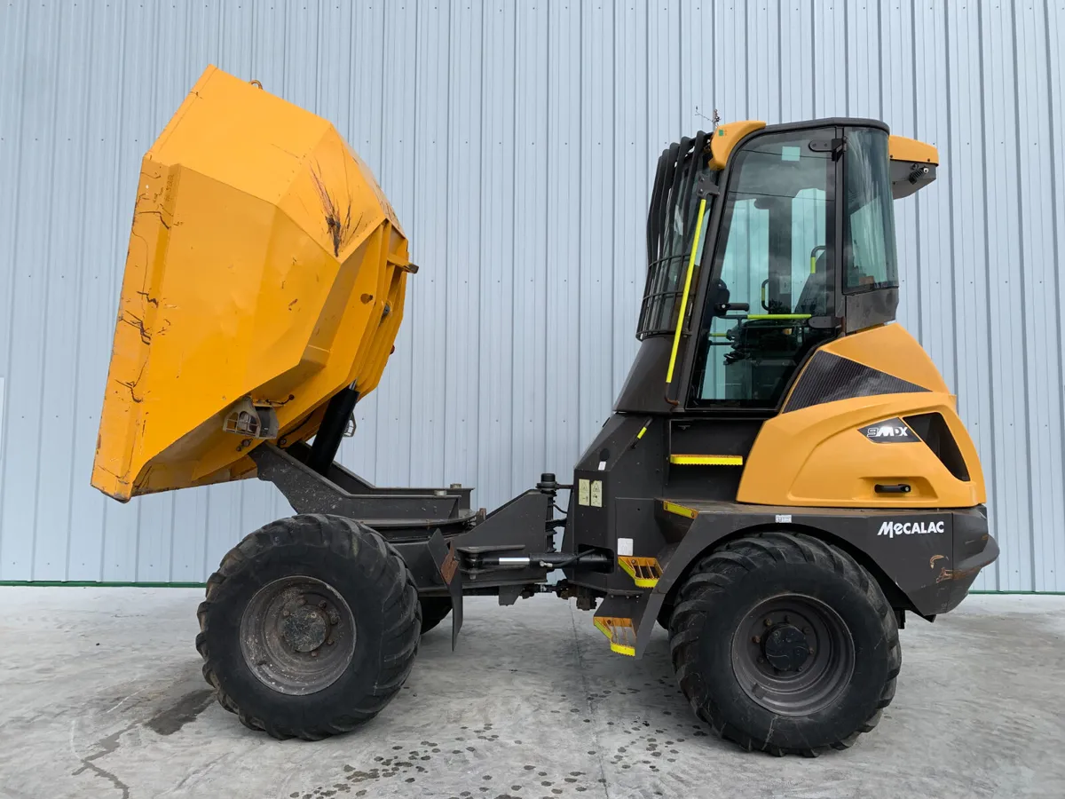 UNRESERVED 2022 MECALAC 9T SWIVEL DUMPER C/W CAB - Image 2