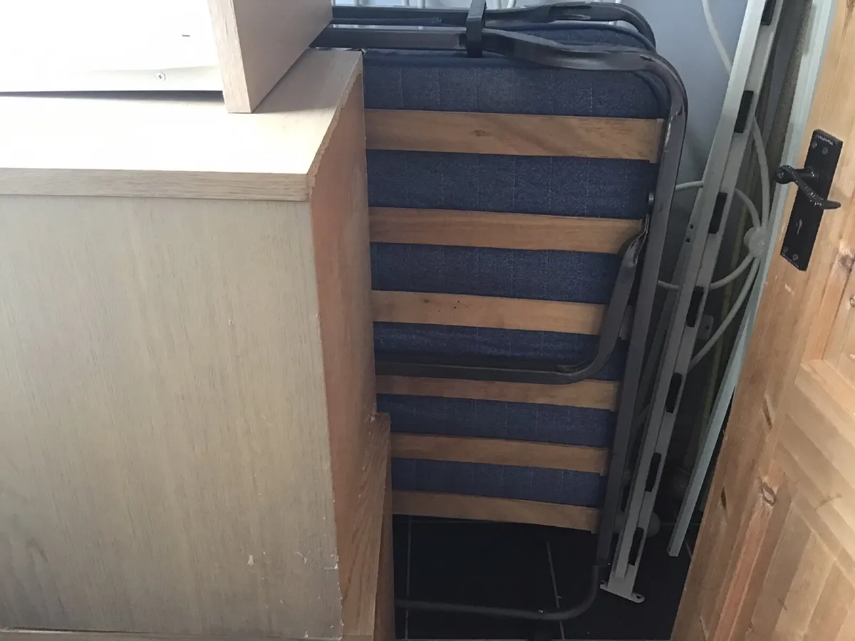 Fold up metal guest bed - Image 2