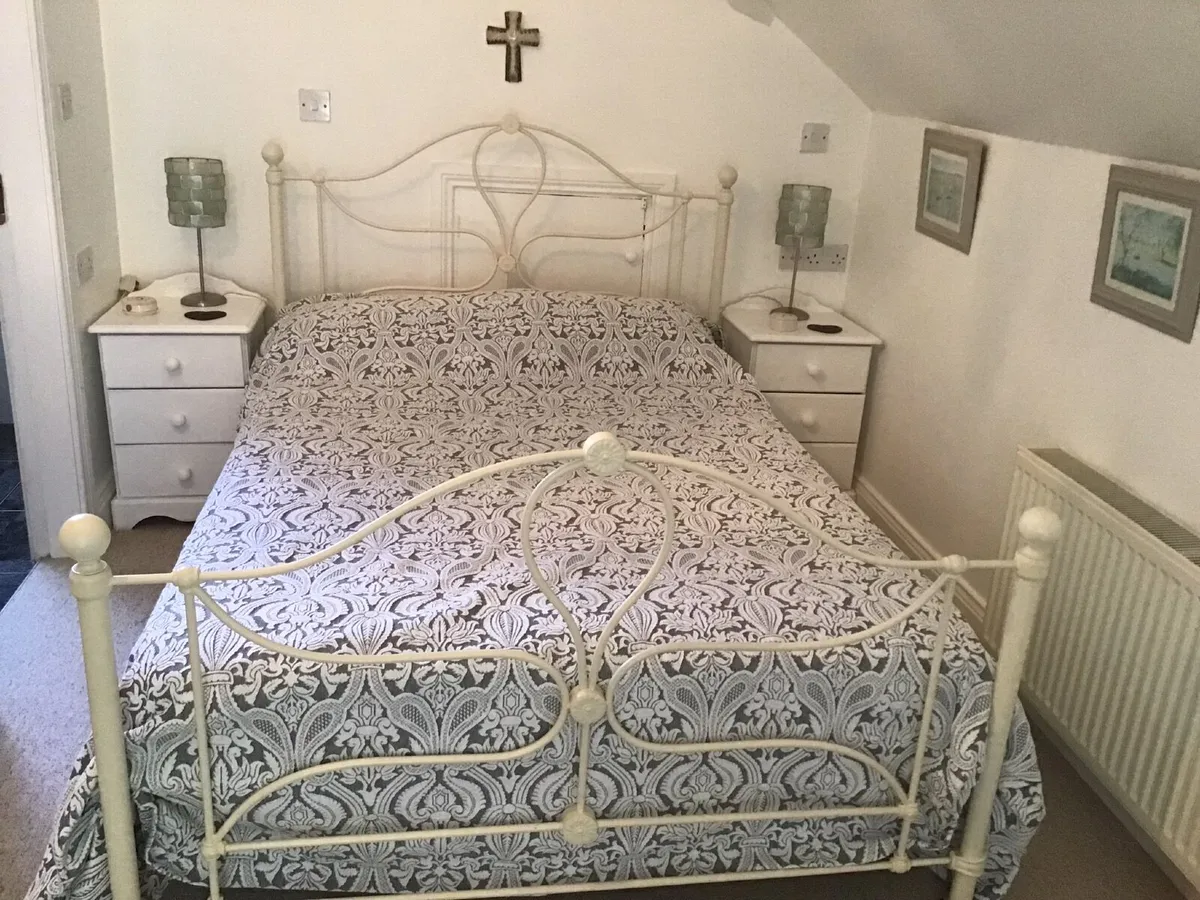 Double metal bed frame - Image 2