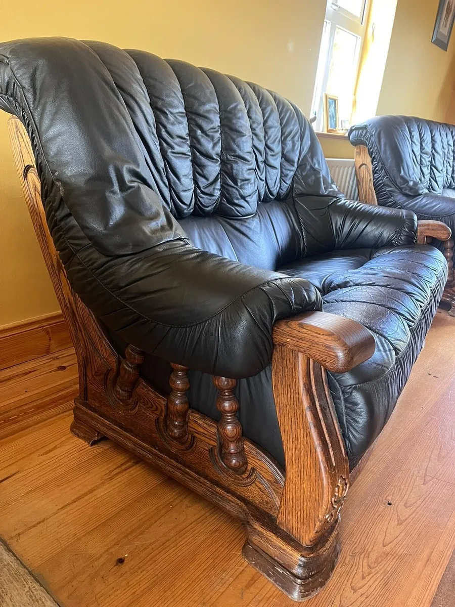 Black Leather Sofas 3 seater + 2 seater - Image 4