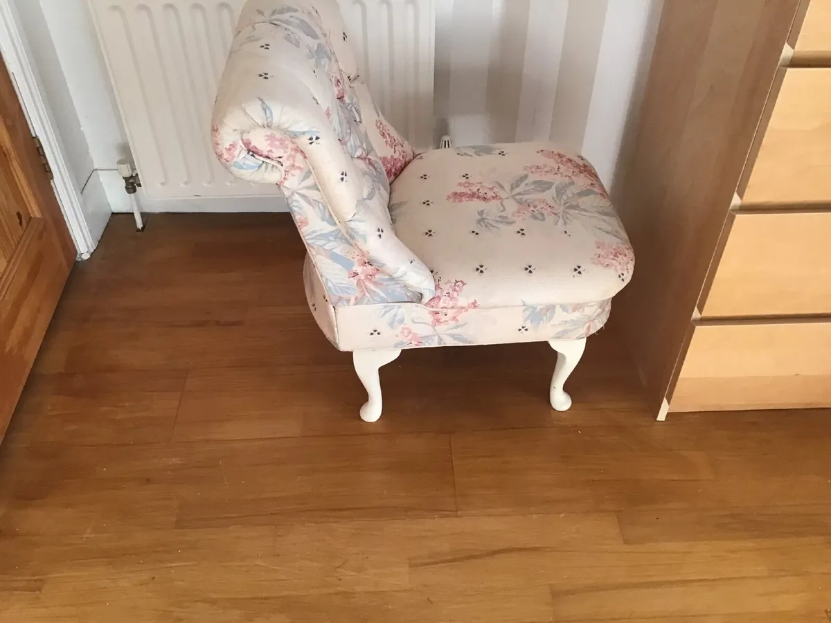 Bedroom chair - Image 3