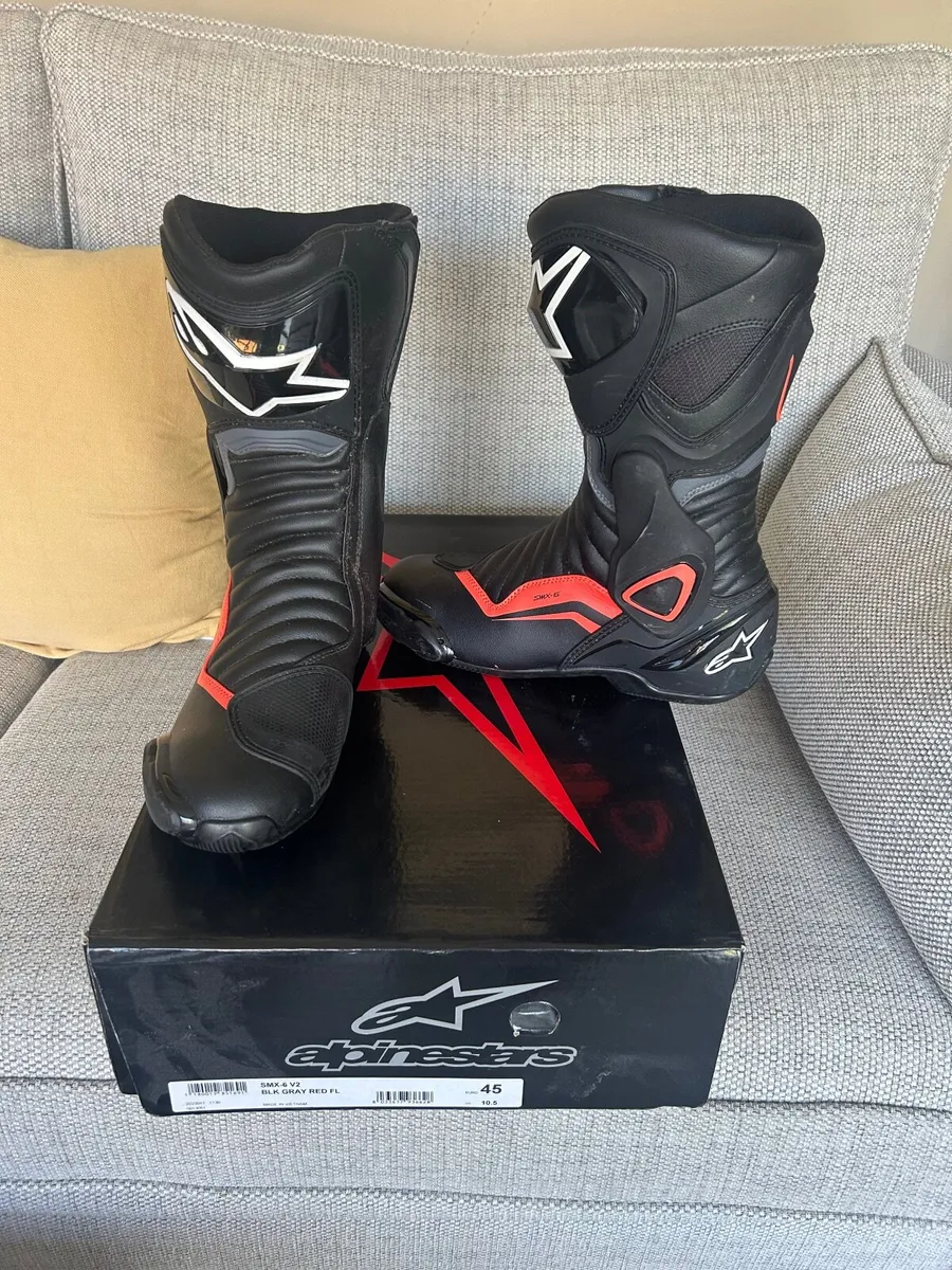 Alpinestars SMX-6 V2 Motorcycle Boots - Image 2