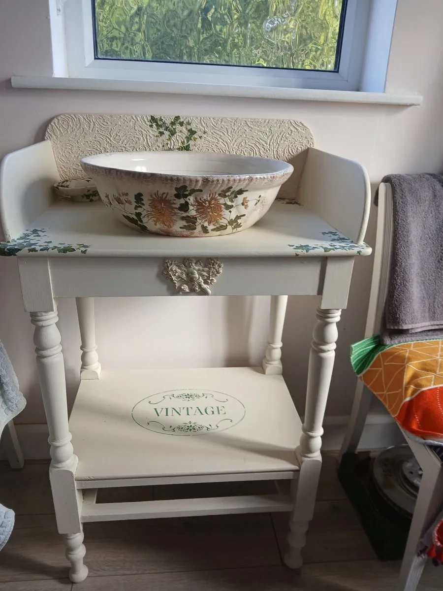 Wash hand stand and basin - Image 2