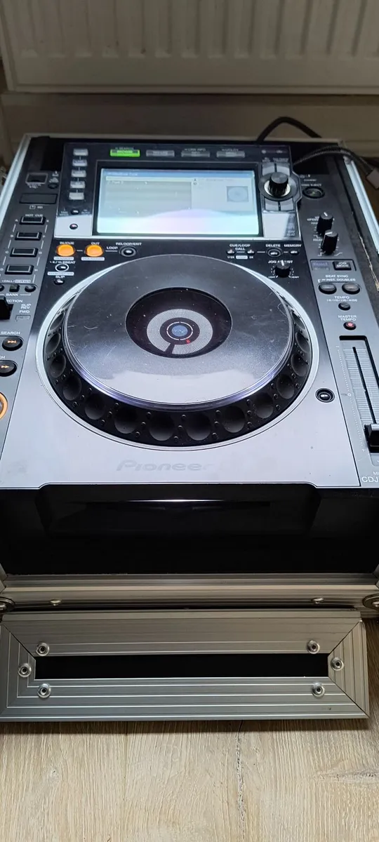 CDJ 2000 NXS2 - In New Flightcase - Image 2