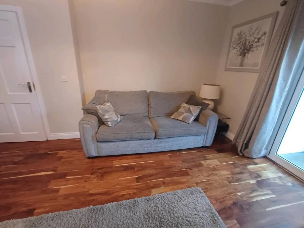 Sofa - Image 3