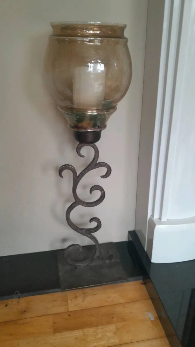 Hurrican candle Holder - Image 1