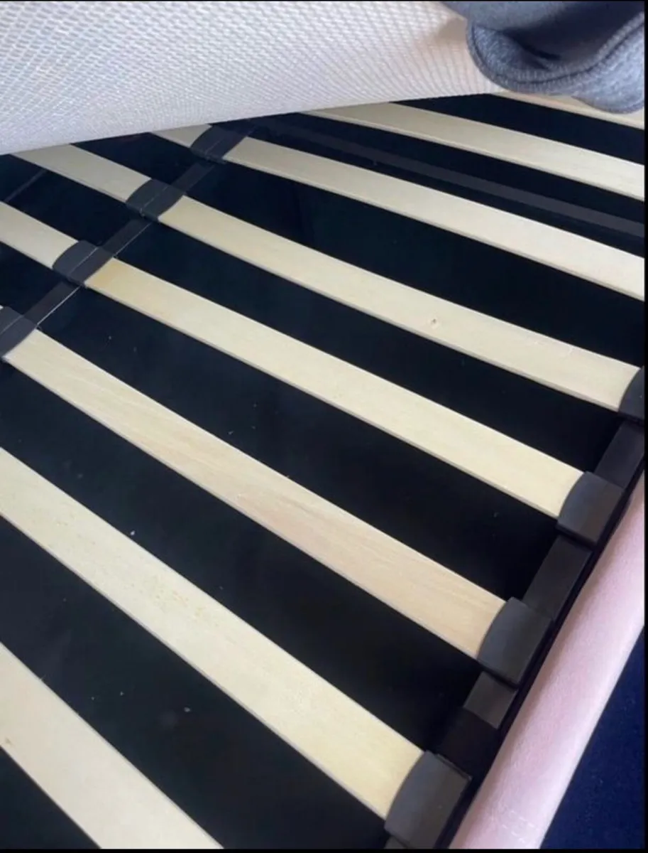 Double Bed - Image 3